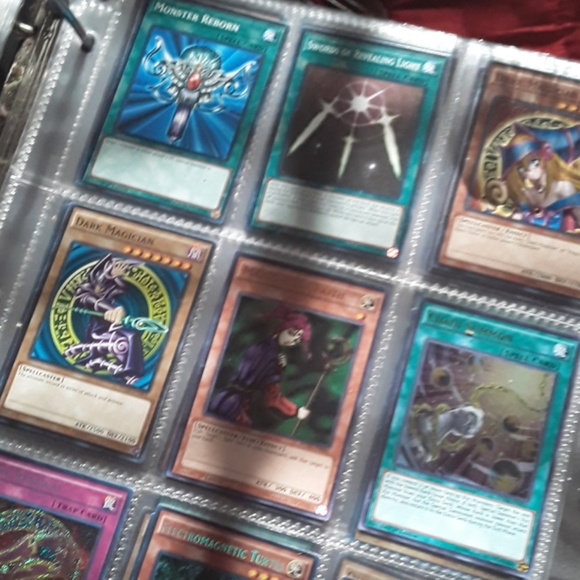 Over 900 Yu-gi-oh! trading cards - Picture 16 of 16